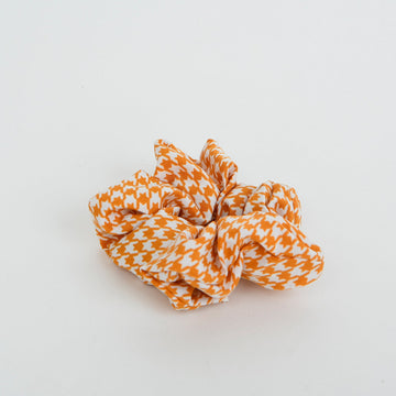 HOUNDSTOOTH YELLOW PRINTED SCRUNCHIE