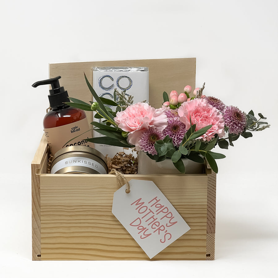 THE MOTHER'S DAY POSY GIFT BOX
