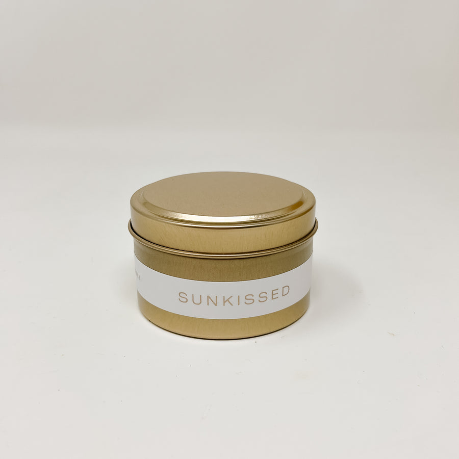 A HUG IN A MUG GIFT BOX