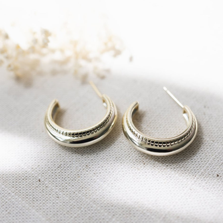 QUIRINA HOOPS