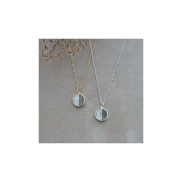 RADIUS NECKLACE