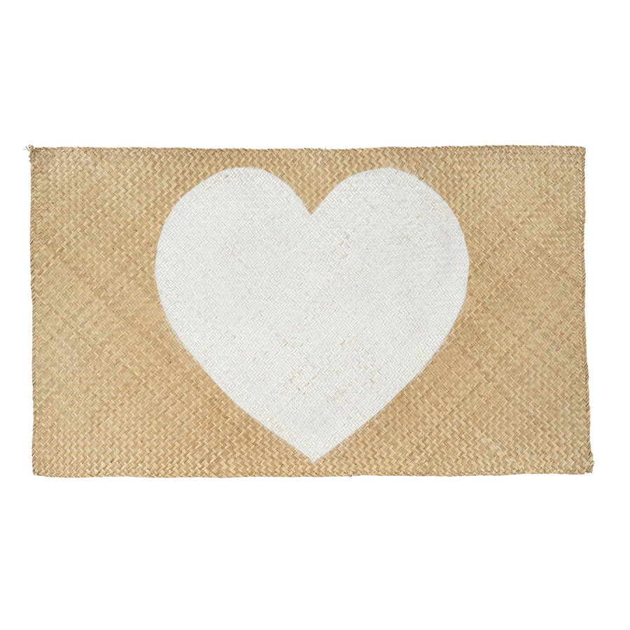 WOVEN SEAGRASS HEART MAT