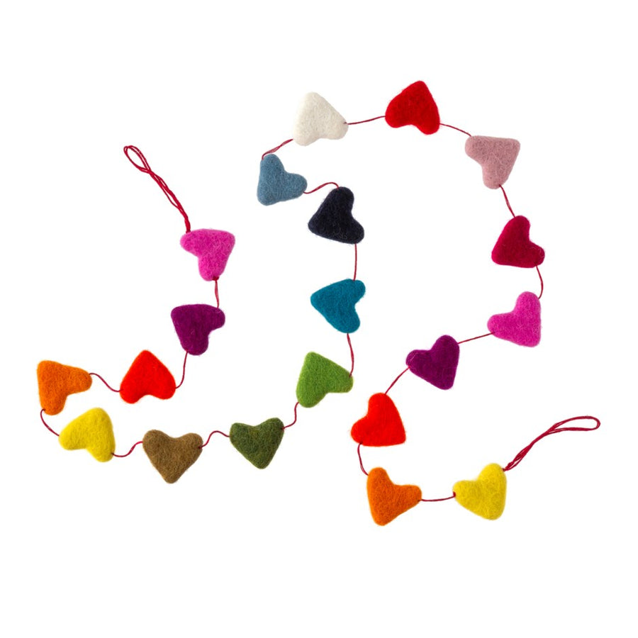 FELT HEART GARLAND